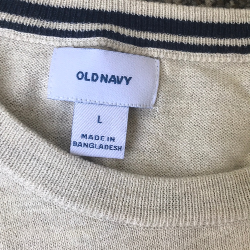 One Navy Sweater - Picture 3 of 4